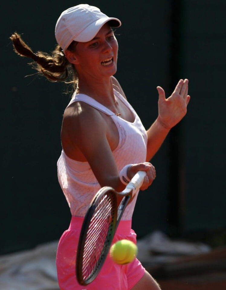 Masha Kalyakina (WTA #752) Masha Kalyakina (WTA #752)